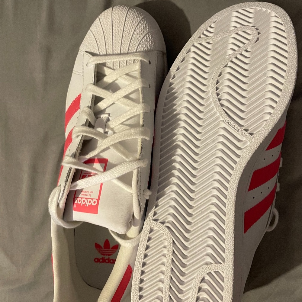 Youth Size 6/Women’s size 8- Adidas Pink and White Superstar Shoes